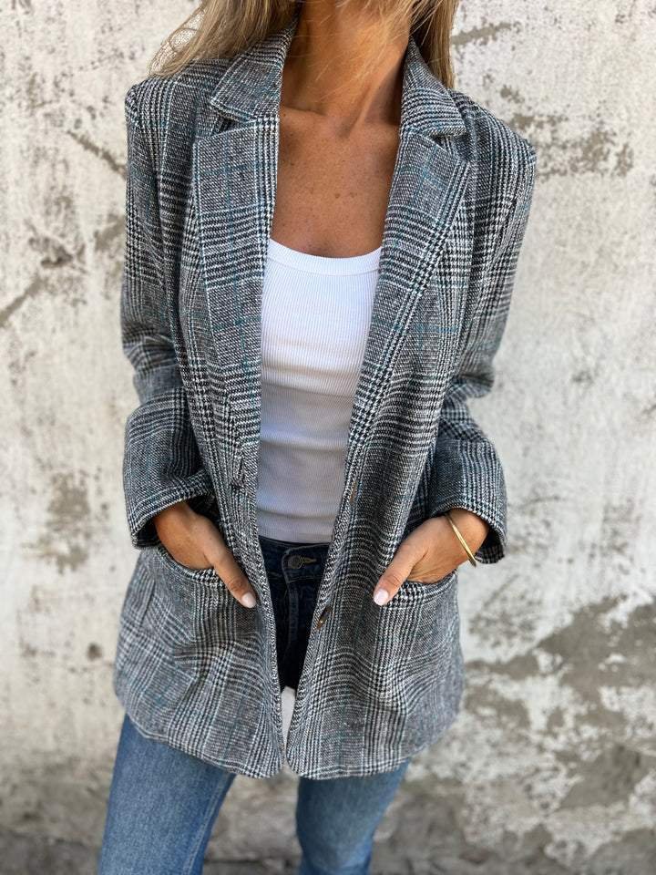 Chantrea | The perfect blazer for style and comfort