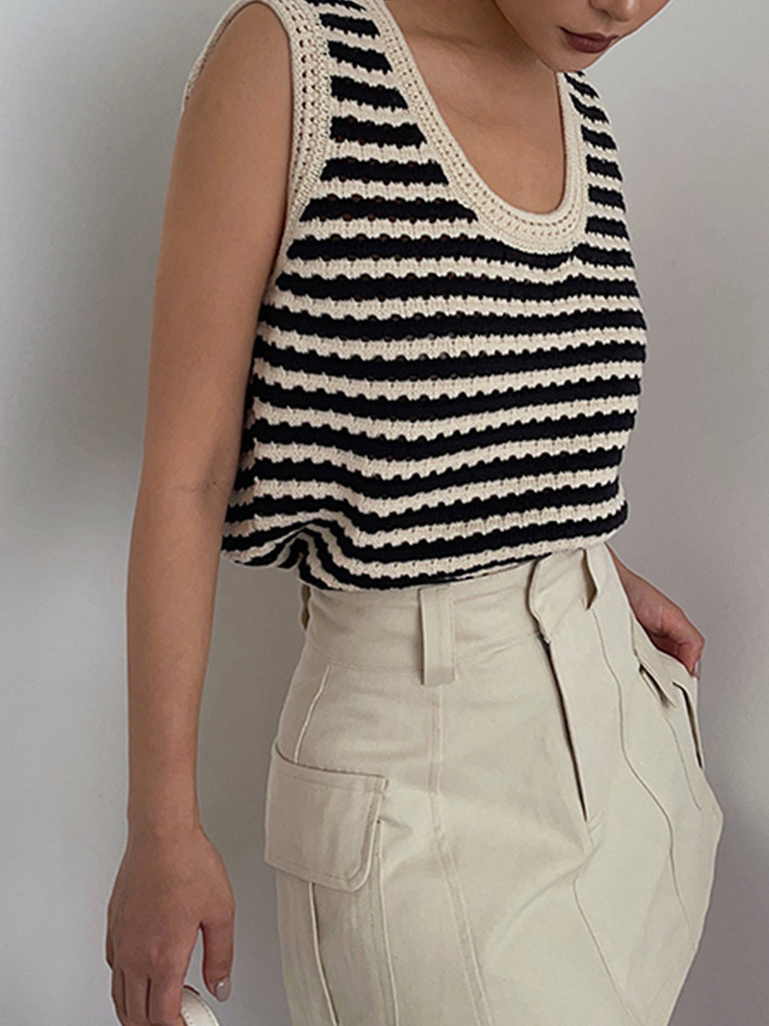 Monteclo - Cynthia Classy Crochet Sweater Vest