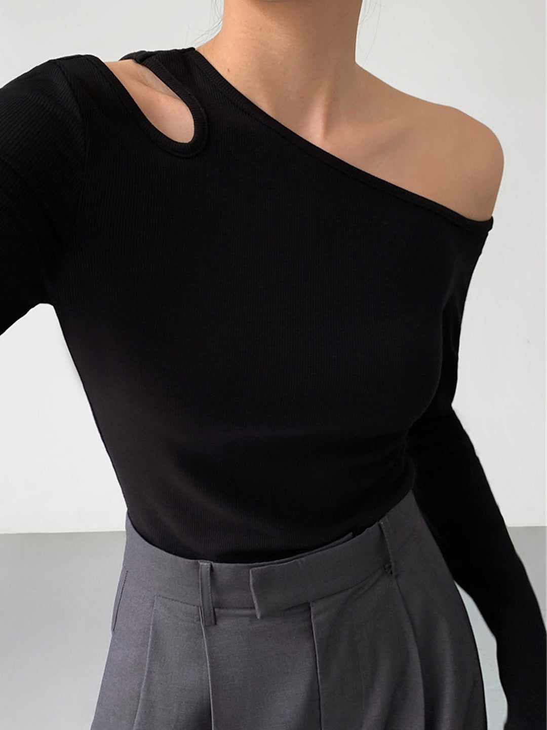 Monteclo - Jane Slinky Cutout Knit Top