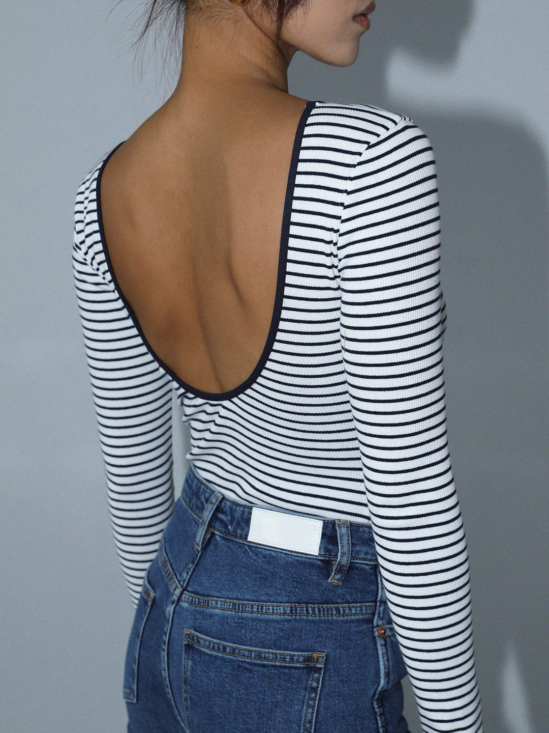 Monteclo - Magnolia Open Back Stripe Long Sleeve Bodysuit