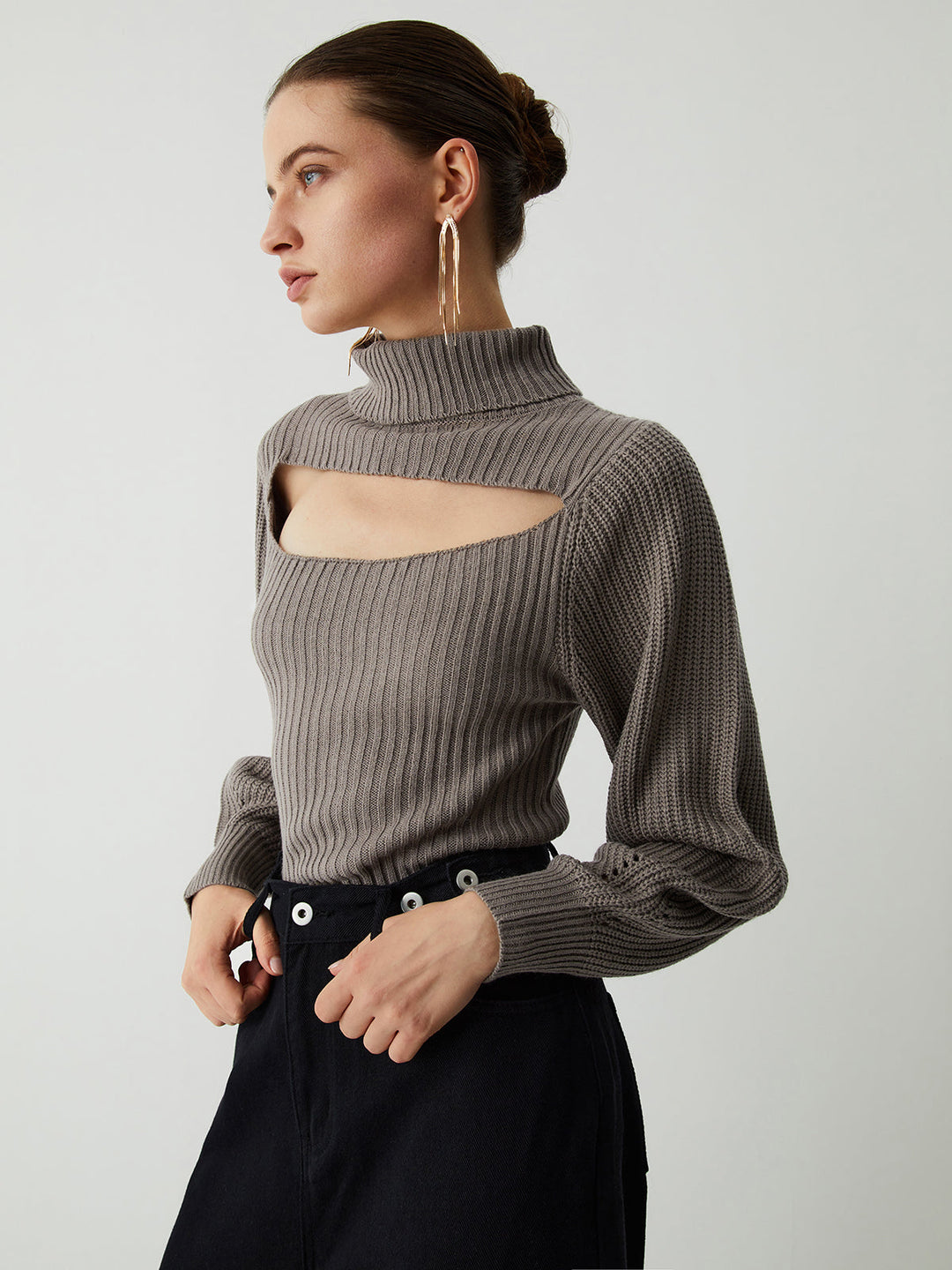 Monteclo - Mckenzie Turtleneck Puff Long Sleeve Knit Top