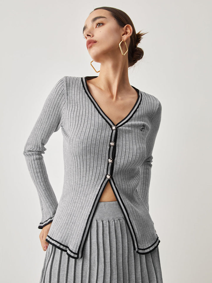 Monteclo -  Paulina Curved Cardigan With Matching Pleat Mini Skirt