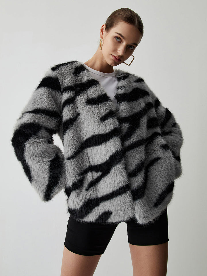 Monteclo - Evelynn Tiger Print Fleece Fuzzy Coat