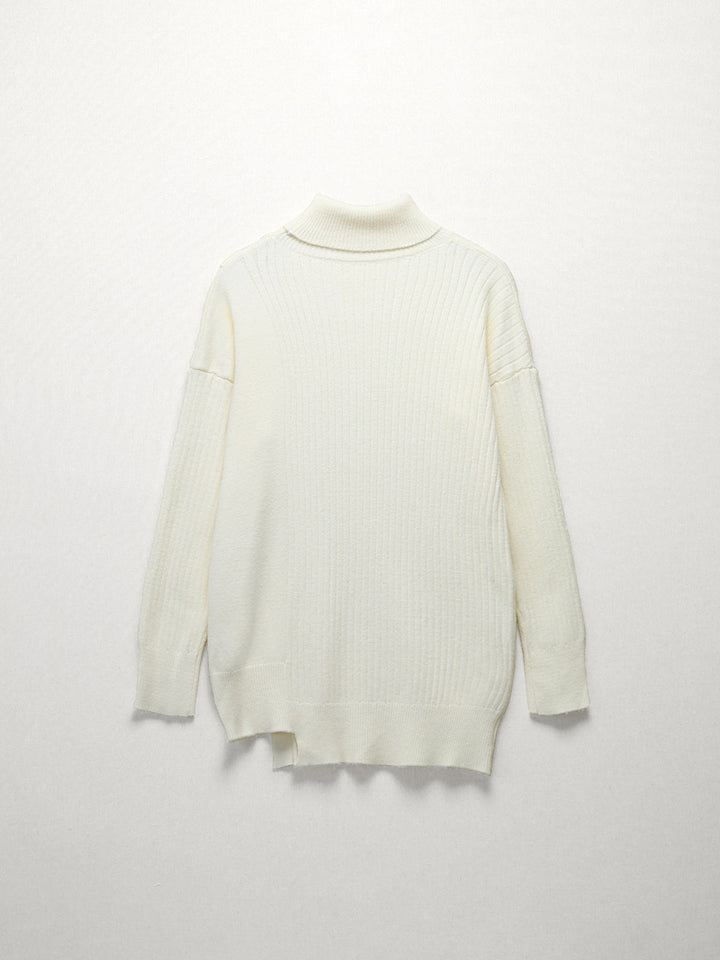 Monteclo - Evangeline Side Buttoned Turtleneck Sweater