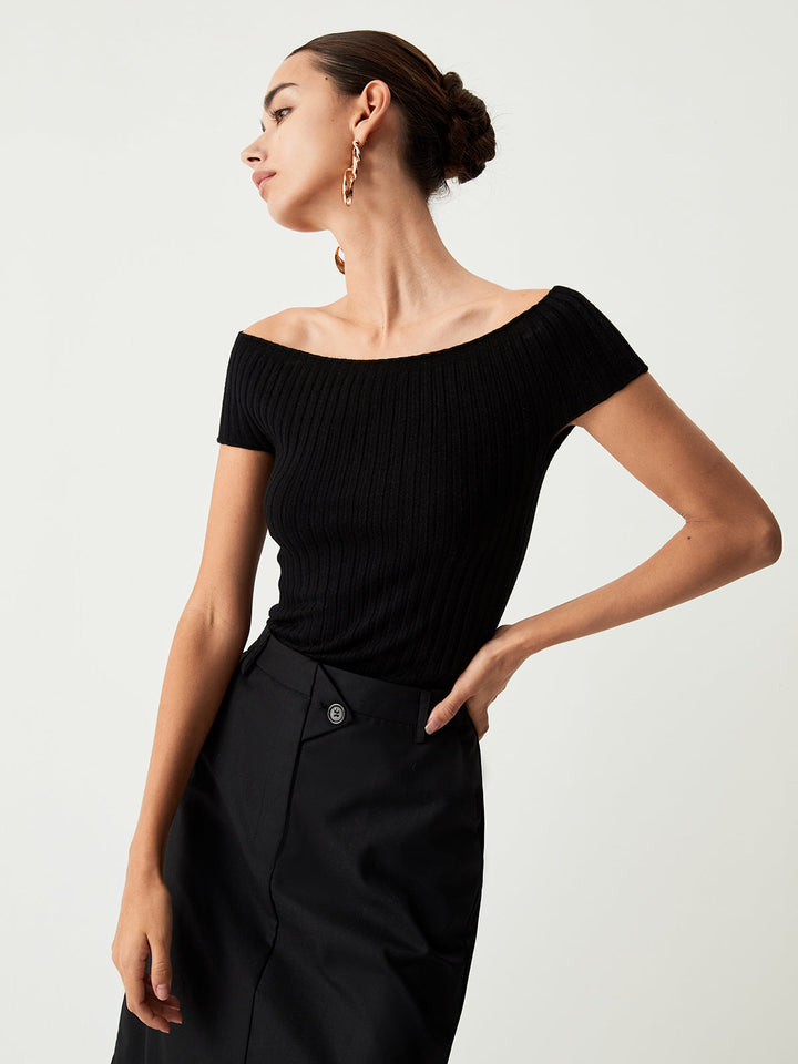 Monteclo - Margaret Off-Shoulder Knit Top