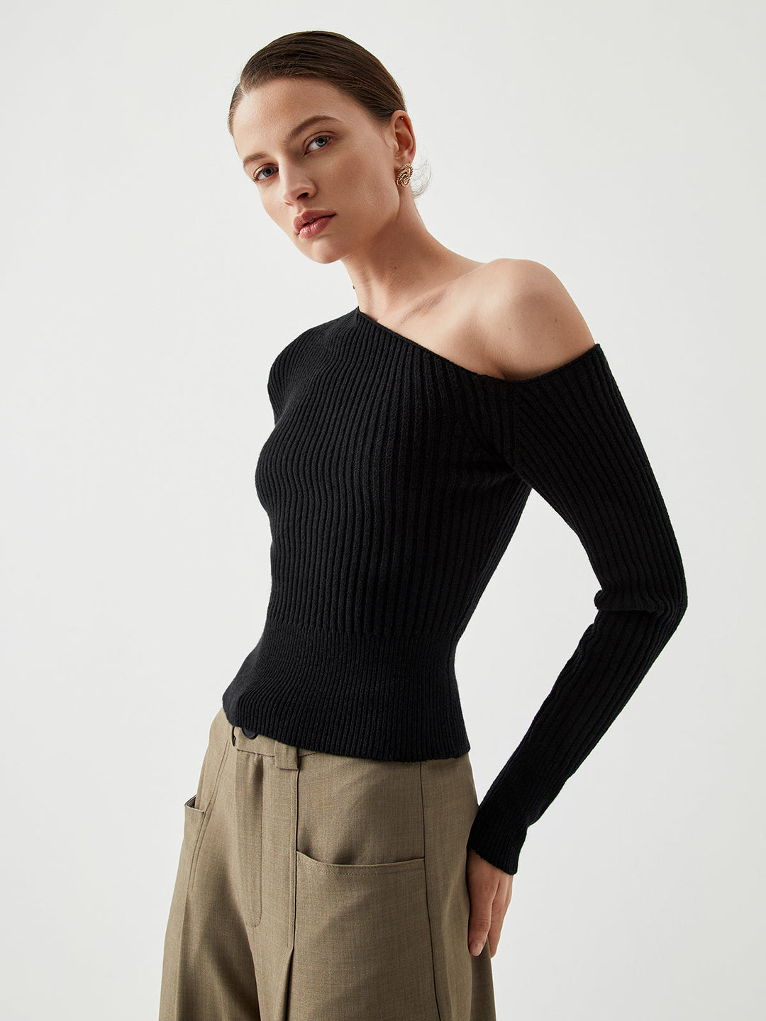 Monteclo - Ximena One Shoulder Long Sleeve Ribbed Pullover Sweater