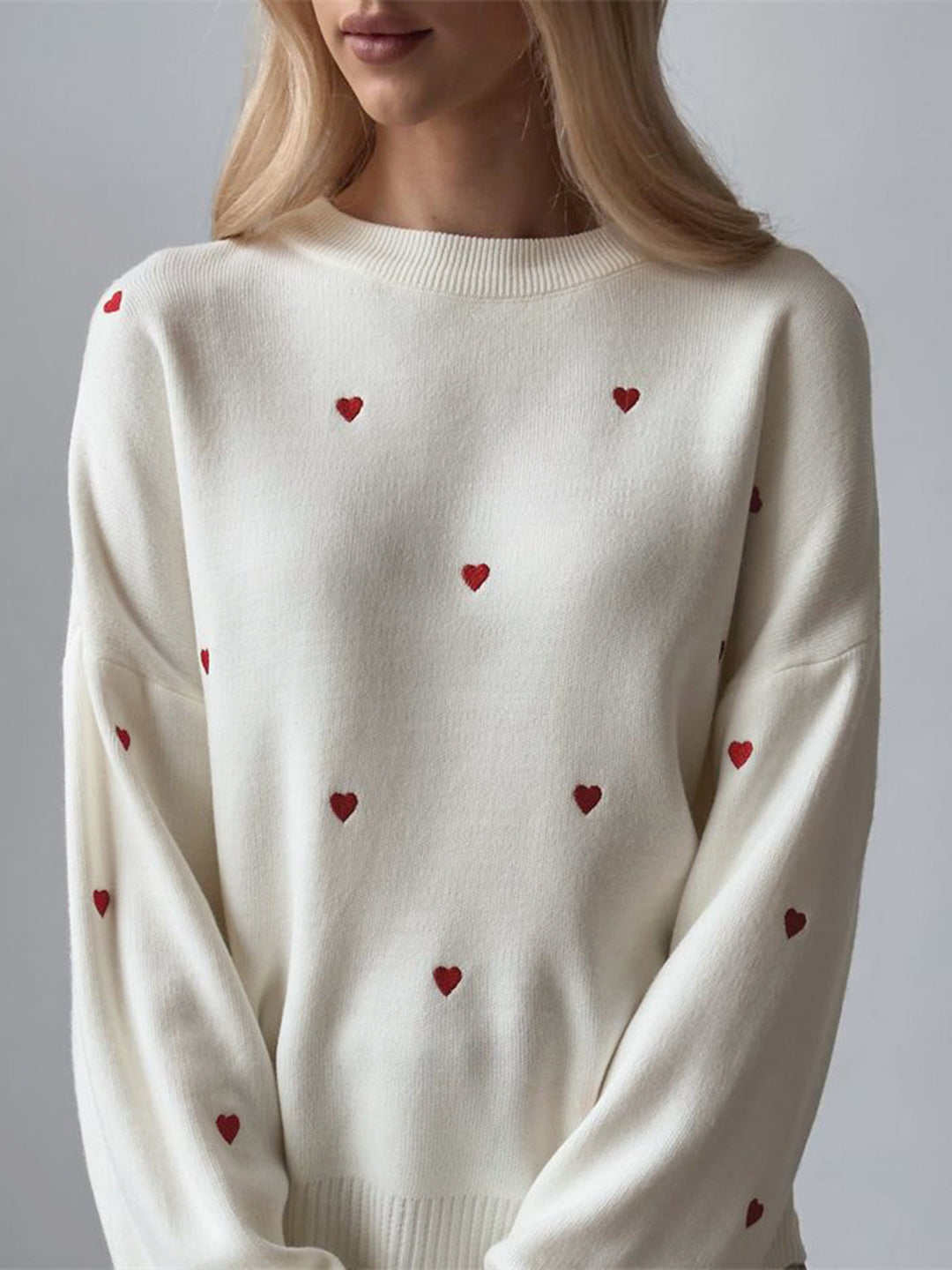 Monteclo - Charlotte Embroidered Heart Oversized Knit Sweater