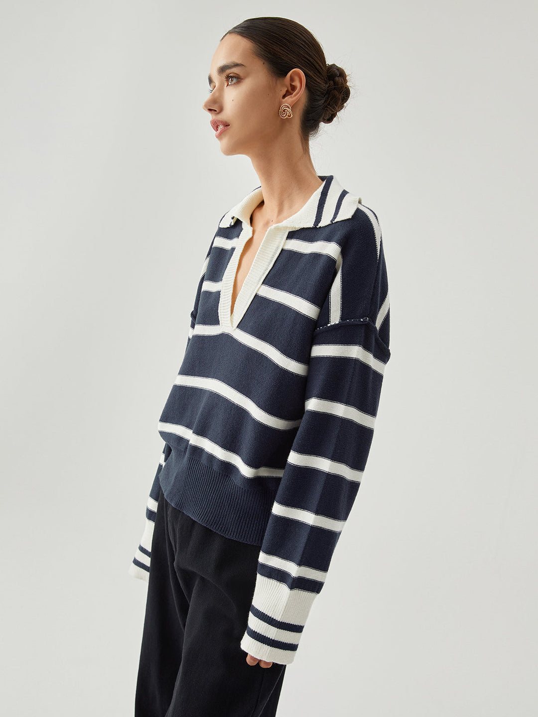 Monteclo - Connie V-neck Collared Striped Knit Sweater