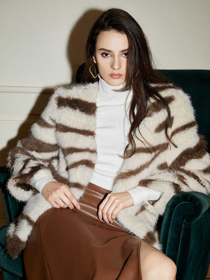 Monteclo - Evelynn Tiger Print Fleece Fuzzy Coat