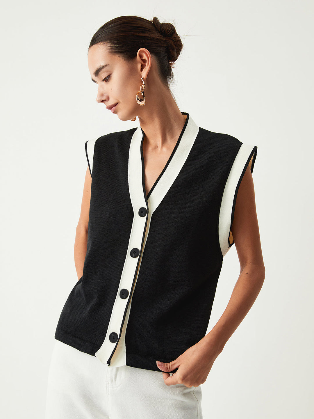 Monteclo - Rhoda Trim Sweater Vest