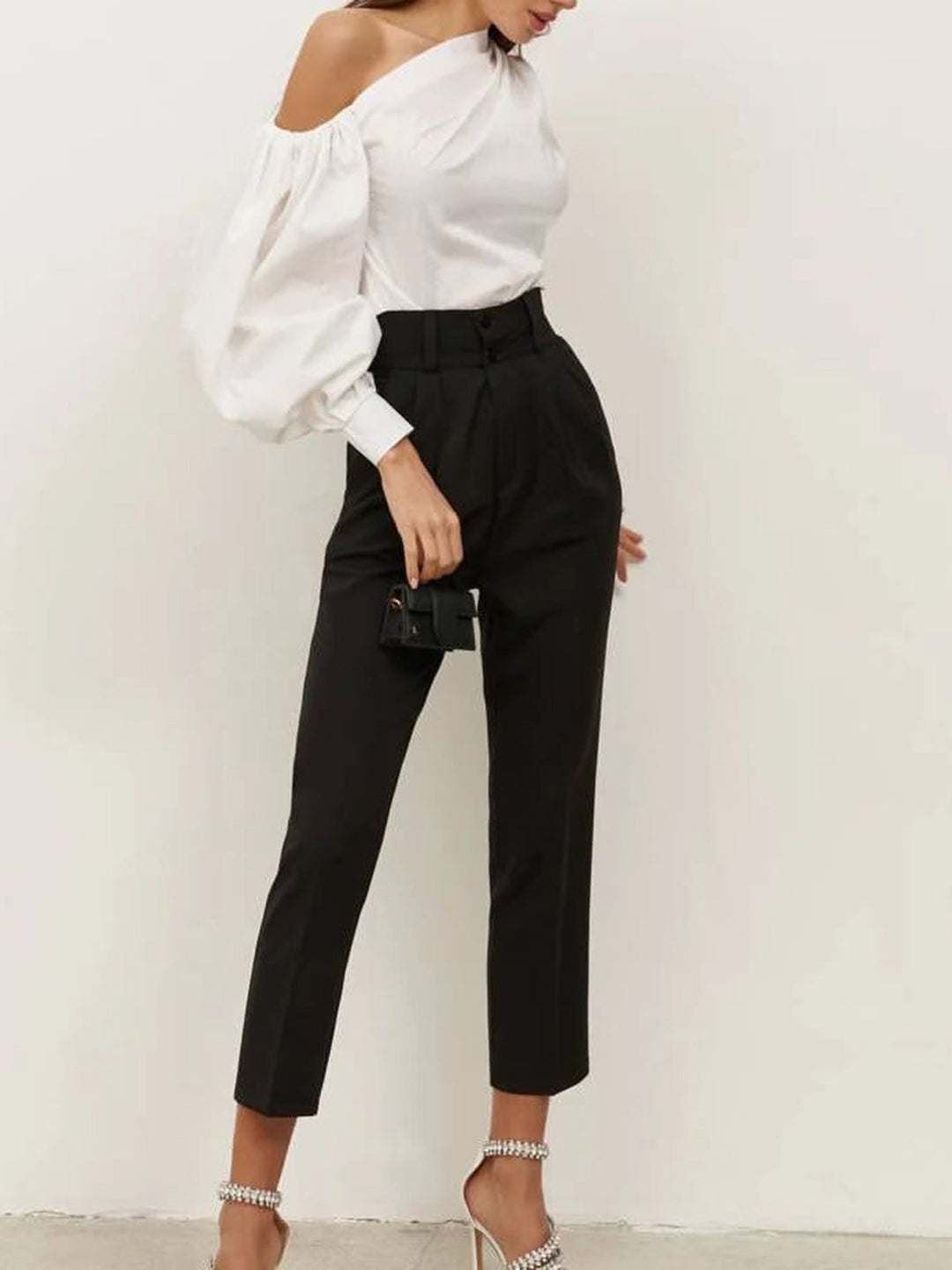 Monteclo - Dolly Off-Shoulder Blouse