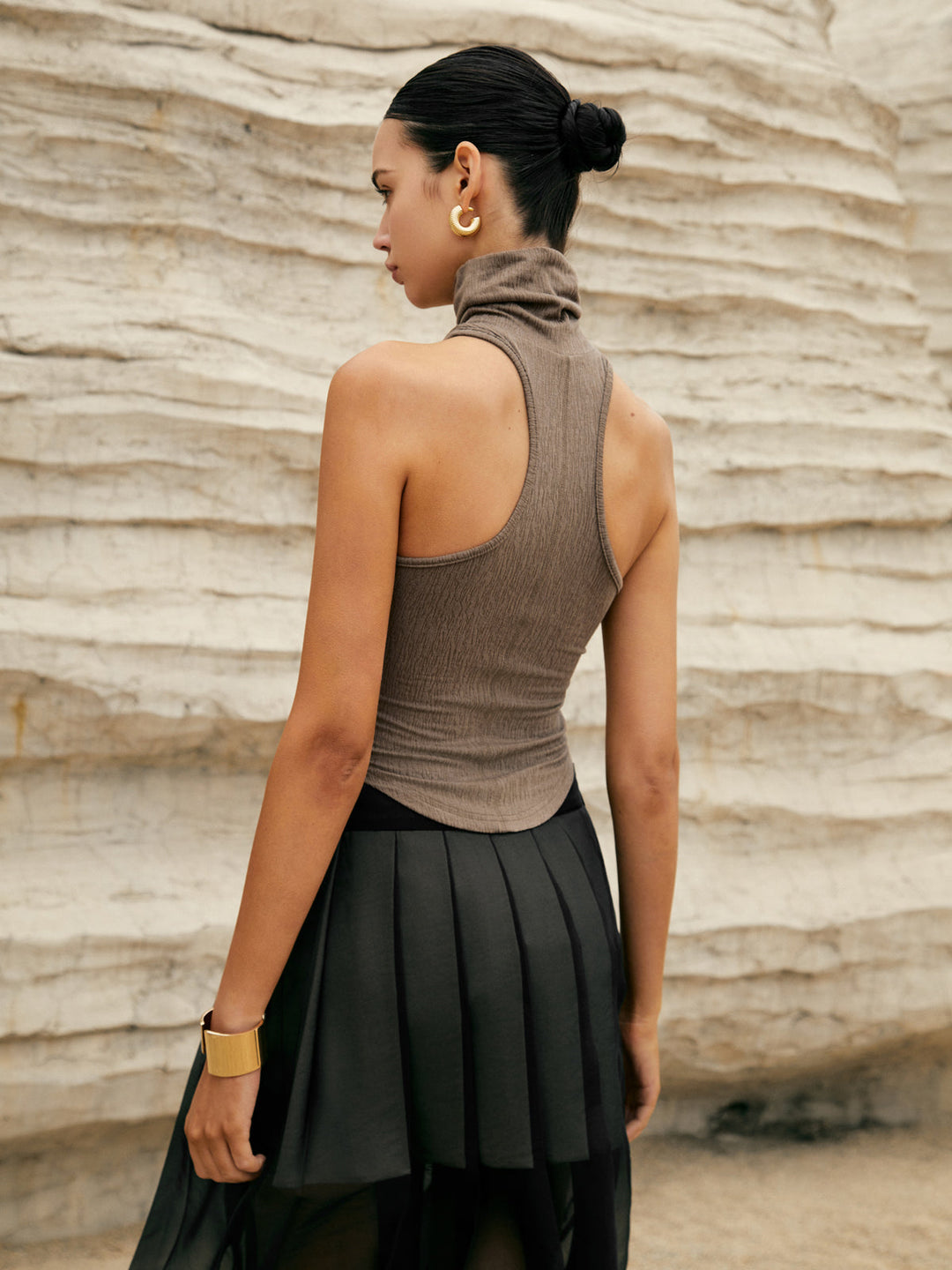 Monteclo - Fiona Turtleneck Racerback Tank Top