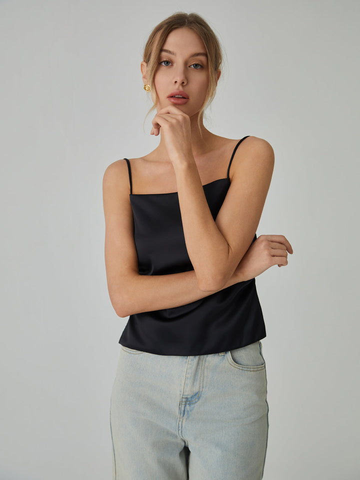 Monteclo - Ruby Knotted Backless Tank Top