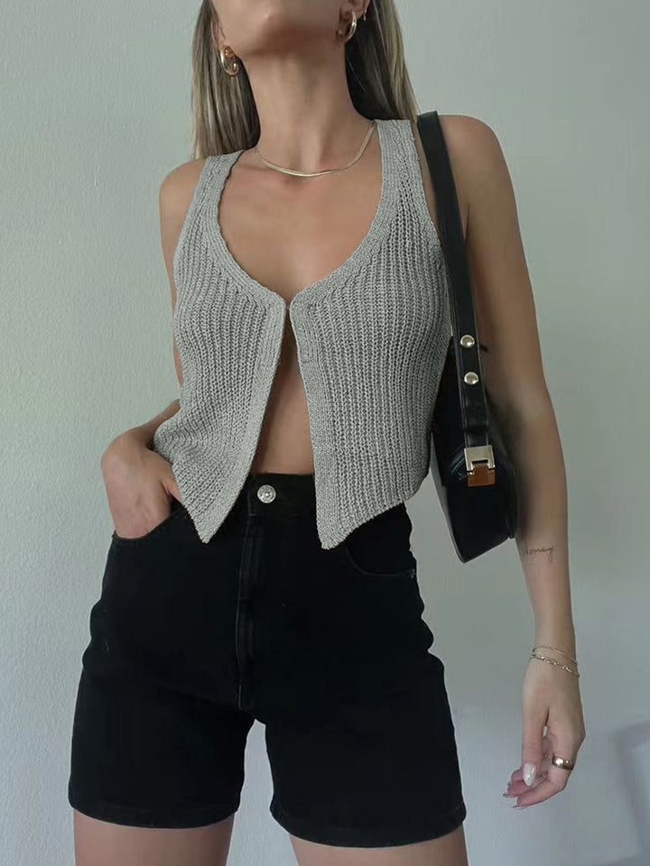 Monteclo - Gwen Classic Hook-and-Eye Knit Vest