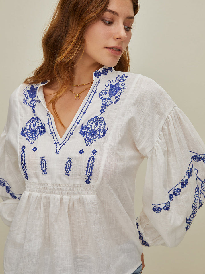 Monteclo - Isabella Embroidered V-Neck Shirt