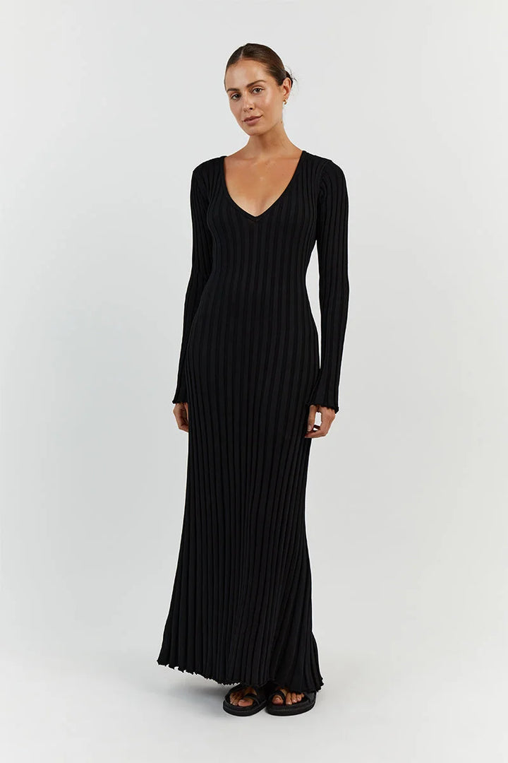 Eloisa V-neck knitted midi dress with sleeves