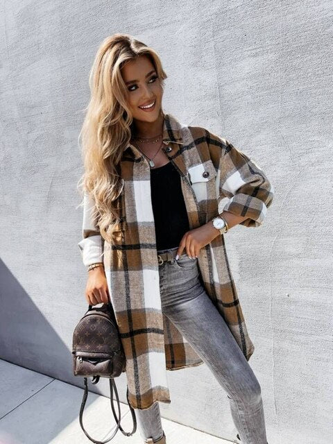 Cara - Fashionable checked coat with slim fit