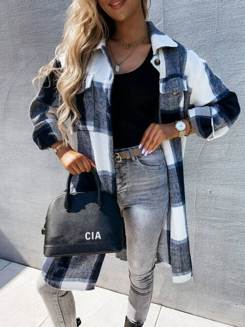 Cara - Fashionable checked coat with slim fit