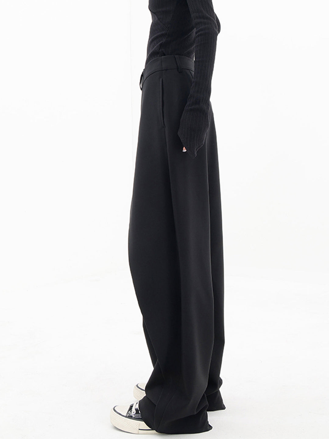 NENE ASYMMETRICAL BAGGY PANTS